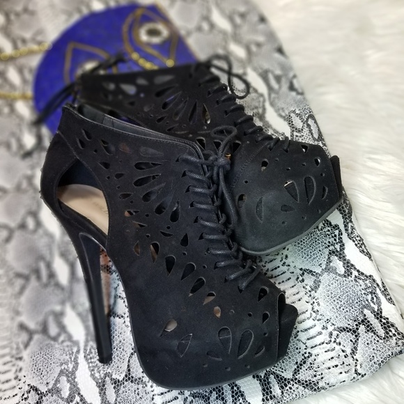 Wild Diva Shoes - ❌SOLD ❌Diva Sexy Black Cut out Heels Sz 7